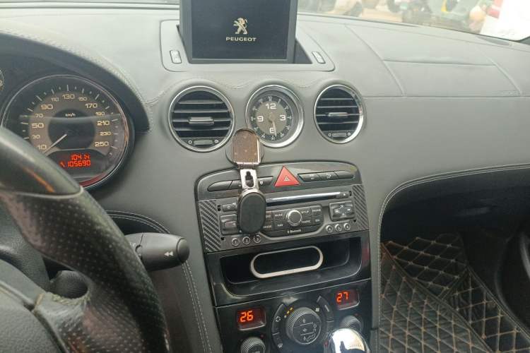 Used Peugeot RCZ 2011 1.6T Fashion Edition Audio And AC Panel