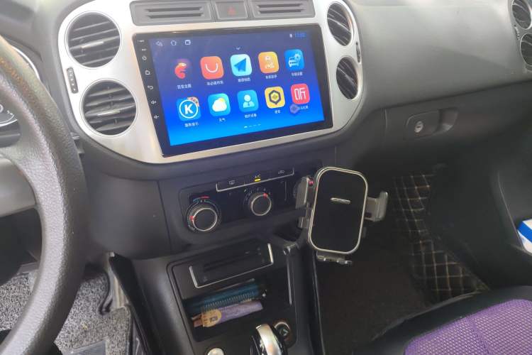 Used Volkswagen Tiguan 2015 1.8TSI Automatic Two-Wheel Drive Trend Edition Audio And AC Panel