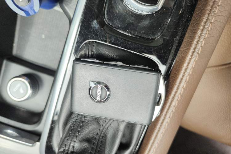 Used Volvo XC90 2019 T5 Zhiyi Edition 5-Seater China VI Standard
