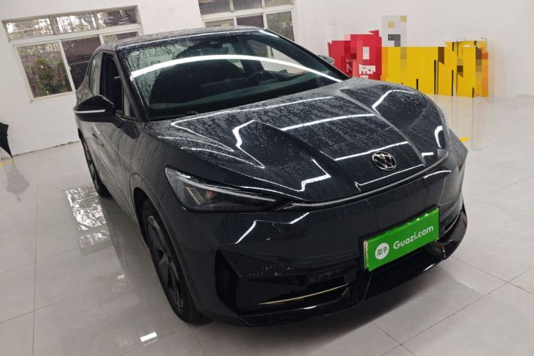 Used Volkswagen ID.UNYX 2024 Pro Long-Range Version Exterior 1