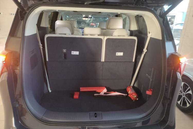 Used Buick GL8 New Energy 2026 Model Lu Zun Luxury Edition