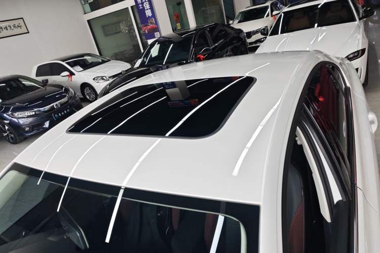 Used Volkswagen Bora 2021 1.5L Automatic Comfort Smart Connect Edition Roof