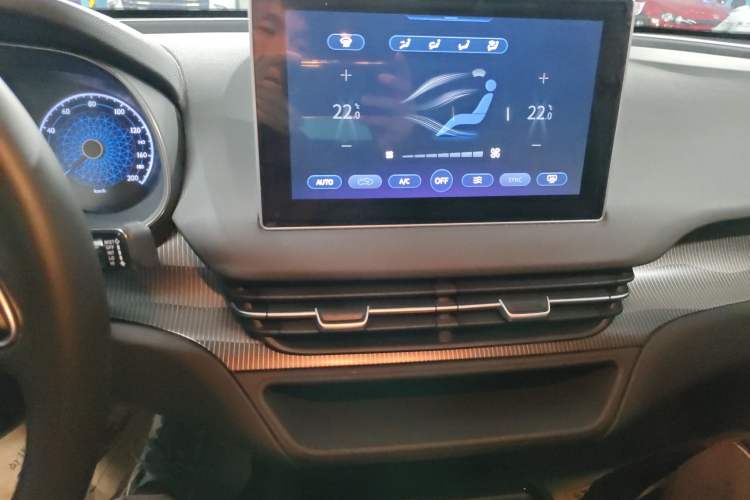 Used Hongqi E-QM5 2023 Revised Version Basic Travel Edition
