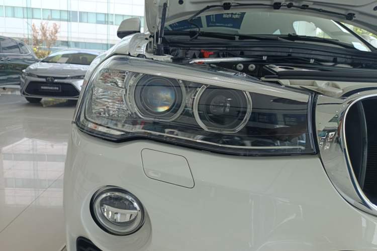 Used BMW X4 2016 xDrive20i M Sport Edition Right Front Headlight