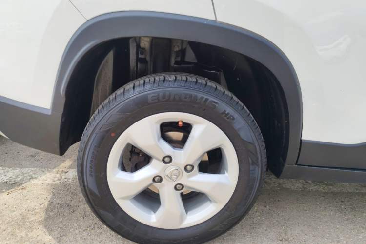 Used Baojun 510 2017 1.5L Manual Fashion Model Exterior 5