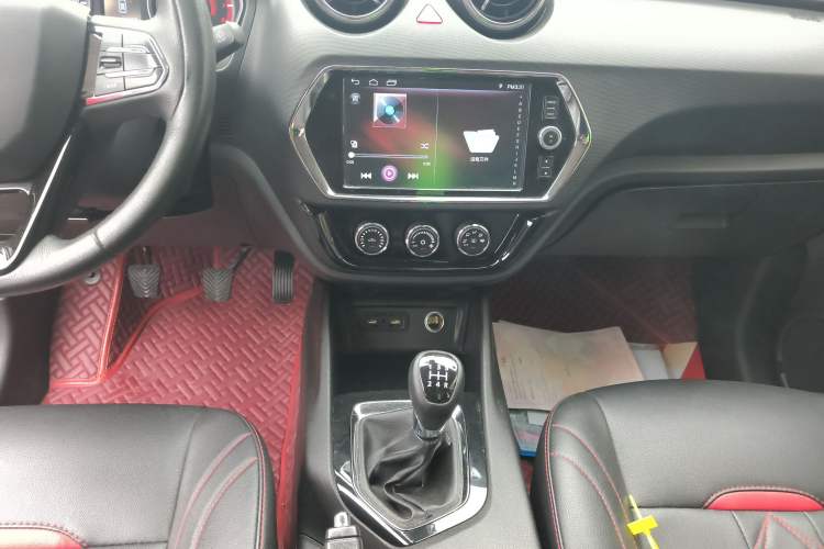 Used Soueast DX3 2018 1.5L Manual Luxury Model
