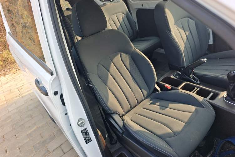 Used BAW Ruisheng Ace M7 2023 1.6L Standard Wheelbase Wealth Creation Version 7 Seats