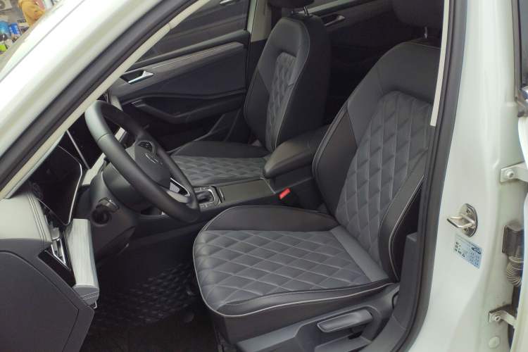 Used Volkswagen Sagitar 2023 300TSI DSG Excellence Edition
