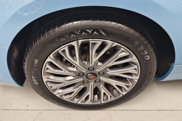 Used Hongqi H5 2023 2.0T Automatic Smart Connect Flagship Edition
