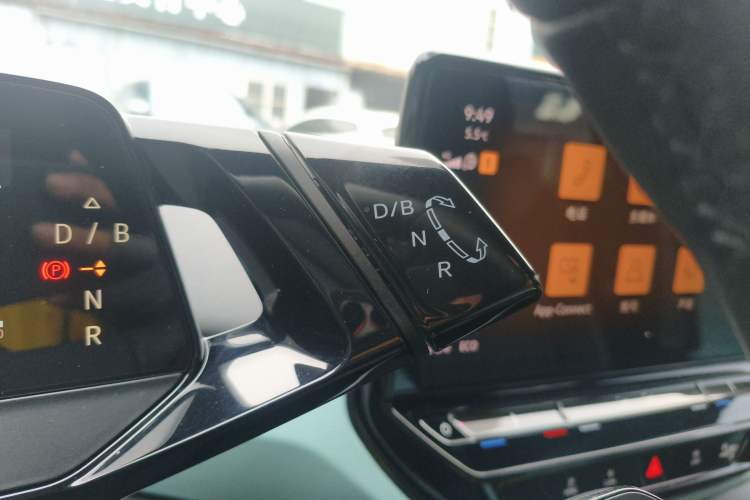 Used Volkswagen ID.4 X 2023 Ultra-Intelligent Long-Range Version
