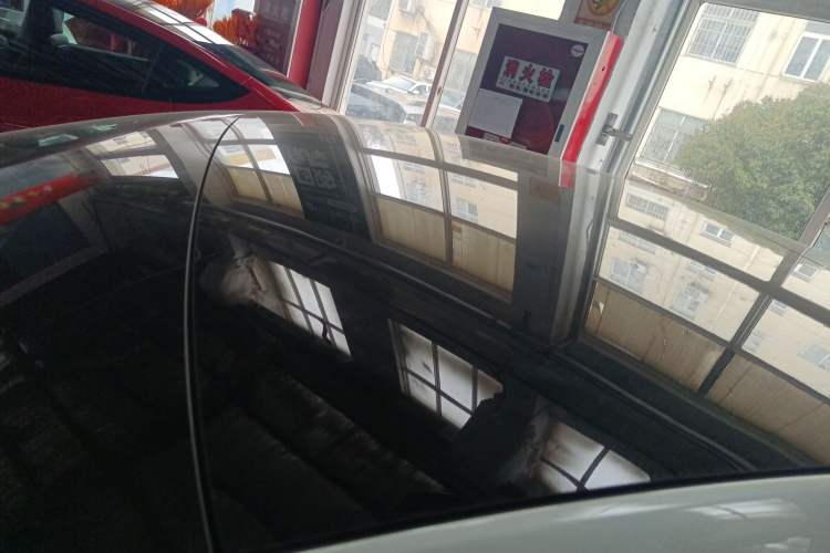 Used Tesla Model 3 2022 Rear-Wheel-Drive Version Roof