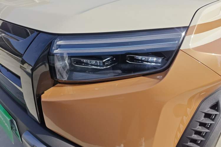 Used Formula Leopard Titanium 3 2025 501KM All-Wheel Drive Intelligent Driving Ultra Version