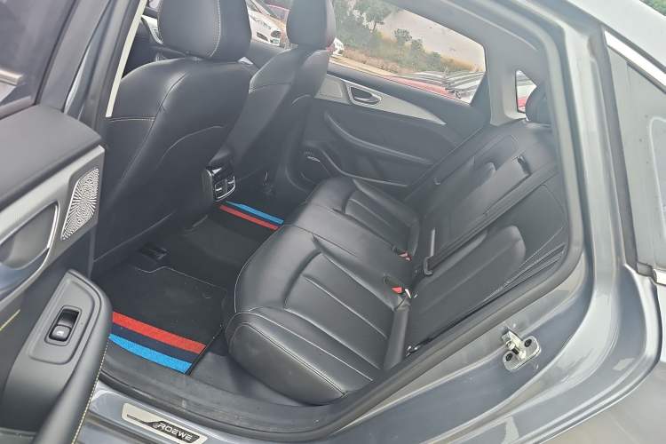 Used Roewe i6 MAX 2020 300TGI Automatic "Swell Cool Smart Drive" Edition
