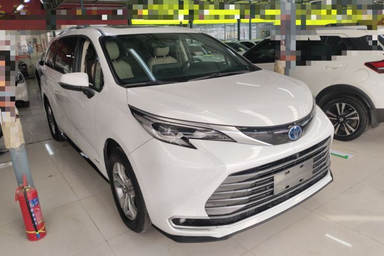 Used Toyota Sienna 2021 2.5L Hybrid Ultimate Edition