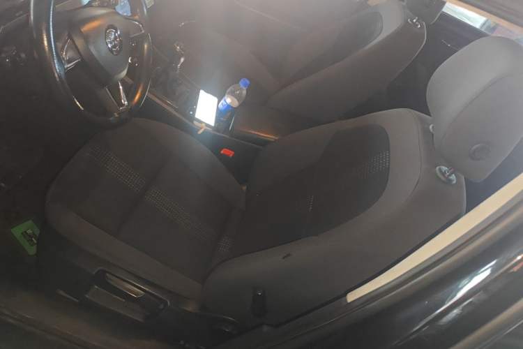 Used Skoda Superb 2016 TSI280 Manual Front-Drive Version
