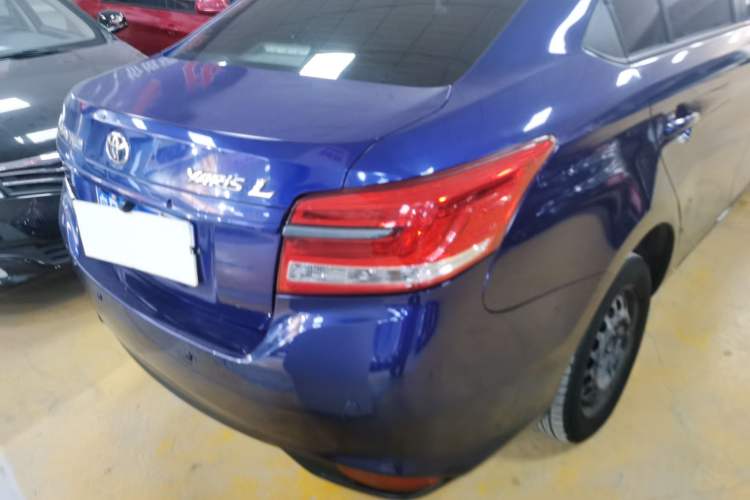 Used Toyota YARiS L Zhi Xiang 2017 1.3E CVT Charming Edition Rear Right 45 Deg