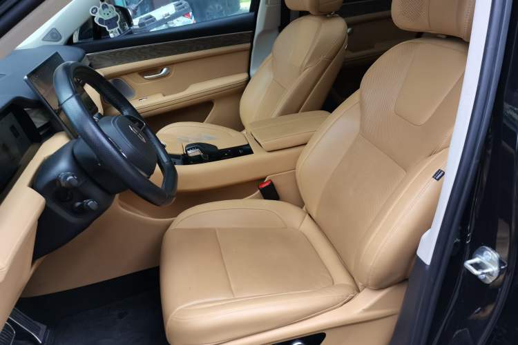 Used Hima AITO M5 2022 Extended-Range Four-Wheel Drive Ultimate Edition Left Front Seat