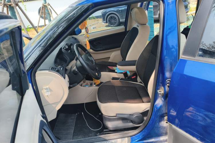 Used Skoda Fabia 2012 1.6L Scout Left Front Seat
