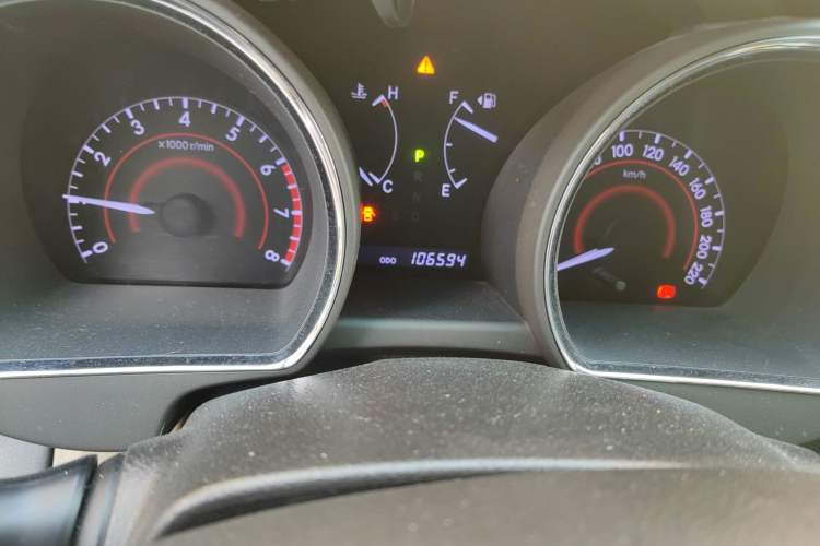 Used Toyota Highlander 2012 2.7L Two-Wheel Drive 7-Seater Luxury Edition