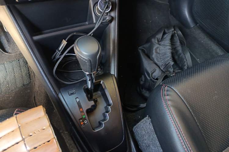 Used Toyota Vios FS 2019 1.5L CVT Fengchi Edition Gear Lever