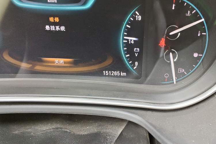 Used Buick Regal 2014 GS 2.0T Passionate Sport Edition Odometer Close Up