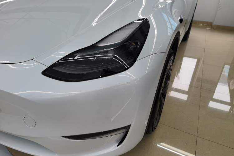 Used Tesla Model Y 2024 Long-Range All-Wheel-Drive Version