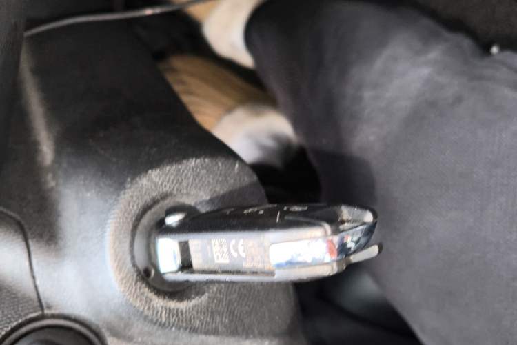 Used Peugeot 308S 2015 1.2T Automatic Jingchi Edition Vehicle Key