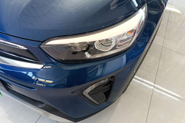 Used Kia kx1 Stonic 2021 1.4L CVT Fun Edition Left Front Headlight