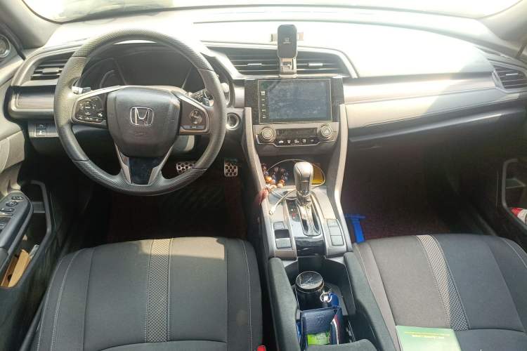 Used Honda Civic 2021 HATCHBACK 220TURBO CVT Trendy Cool Edition