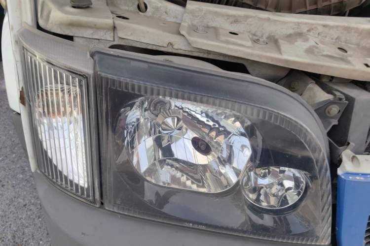 Used Ford Classic Transit 2013 2.8T Diesel Standard Version Short Wheelbase Mid-Roof JX493ZLQ4