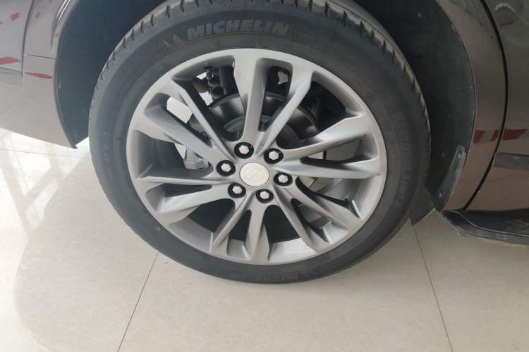 Used Buick Enclave 2020 28T All-Wheel Drive Avenir
