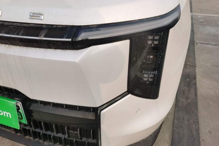 Used SAIC MAXUS Dajia 7 2024 Revised Version Super Hybrid Long-Range Edition Enjoyment Version
