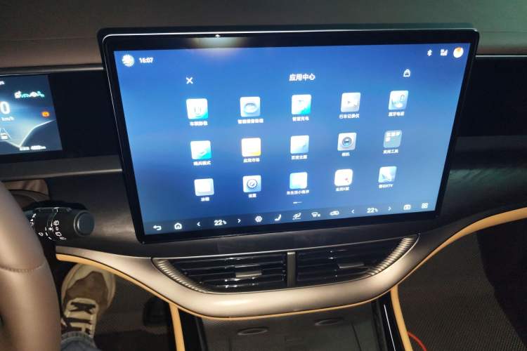 Used Denza D9 2024 EV 620 Premium Model