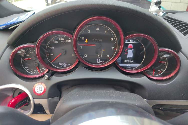 Used Porsche Cayenne 2015 Cayenne 3.0T Instrument Cluster