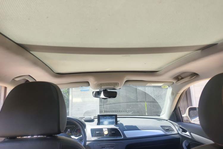 Used Audi Q3 2018 30th Anniversary Edition 35 TFSI Fashion Model Headliner