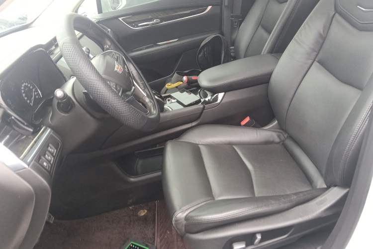 Used Cadillac XT5 2018 25T Luxury Model