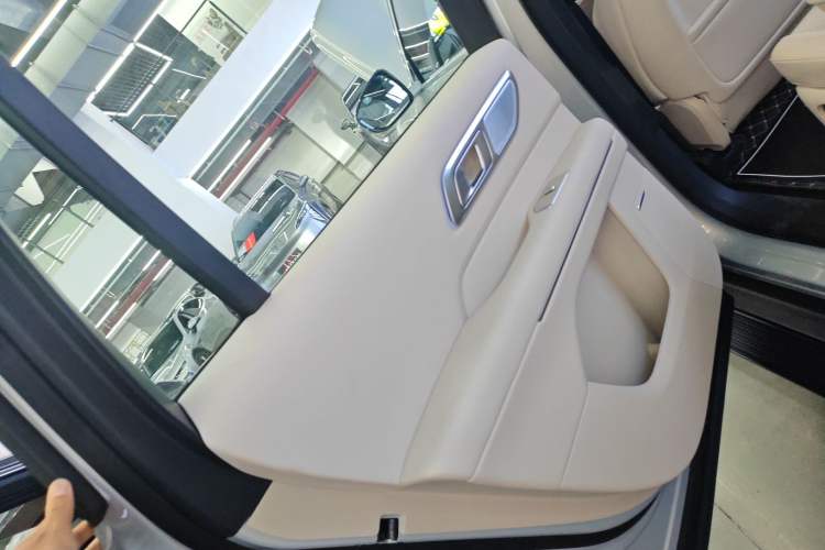 Used Deepal S09 2025 Rear-Drive Ultra+
