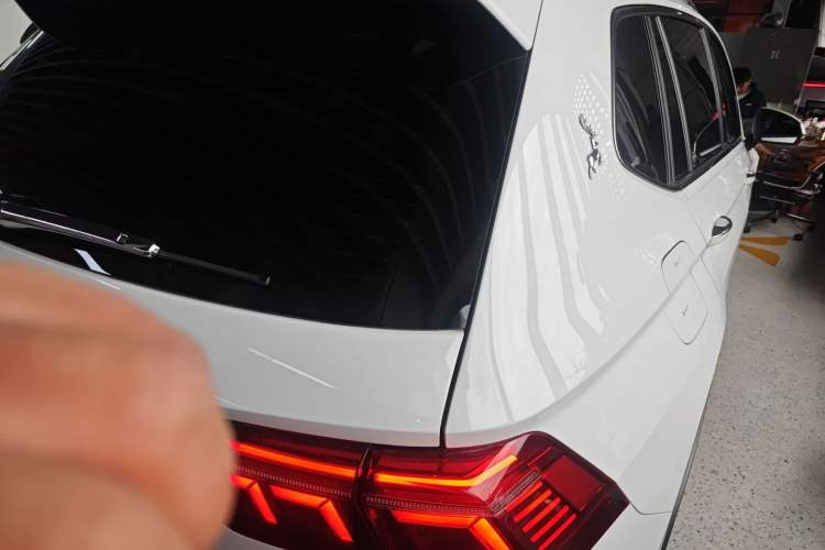 Used Volkswagen Tiguan L 2024 380TSI Automatic All-Wheel Drive R-Line Enhanced 7-Seater
