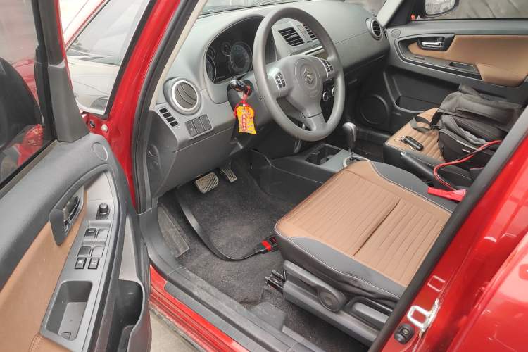 Used Suzuki SX4 2016 1.6L Automatic Classic Edition
