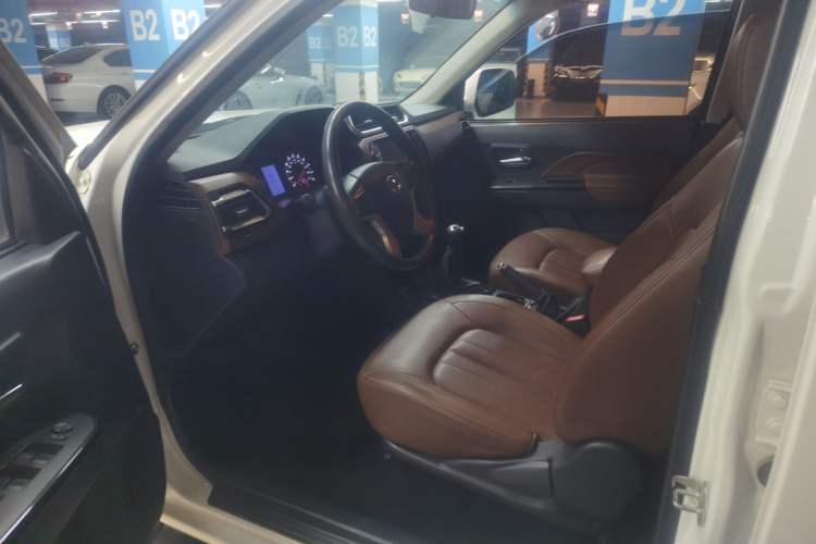 Used Great Wall Wingle 6 2017 2.4L Gasoline 4x4 Elite Version 4G69