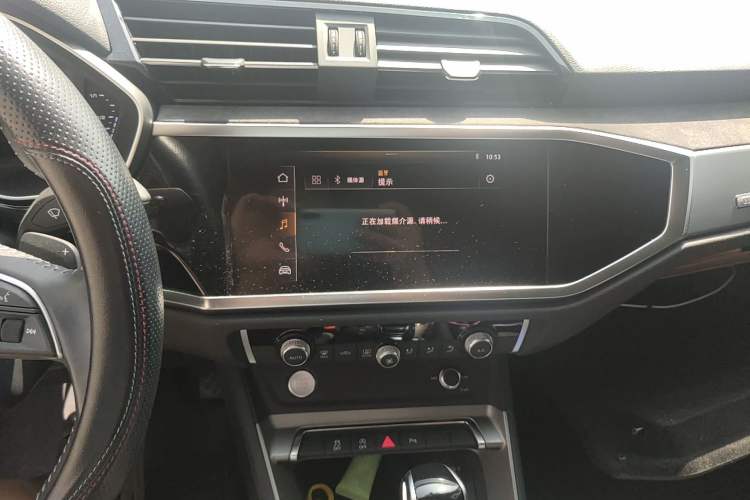 Used Audi Q3 2019 40 TFSI Fashion Dynamic Model
