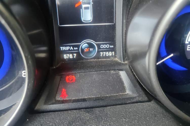 Used Changan CS75 2017 Shangku Edition 1.5T Manual ZhiXiang Model
