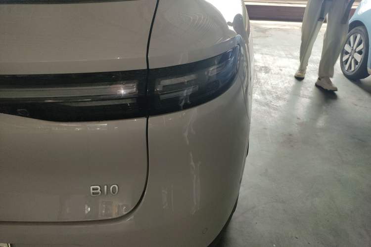 Used Leapmotor B10 2025 510 Joyful Edition Right Rear Taillight