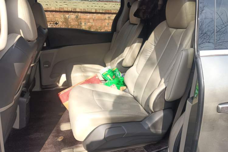 Used Buick GL8 2011 3.0L XT Luxury Business Flagship Edition
