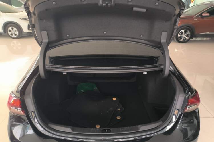 Used Buick LaCrosse 2019 28T Luxury Version