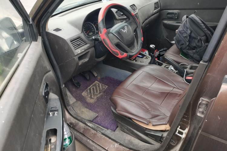 Used Wuling Hongguang 2015 1.5L S Basic Version China V Standard