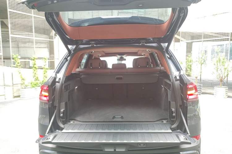 Used BMW X5 2020 xDrive30i X Design Package