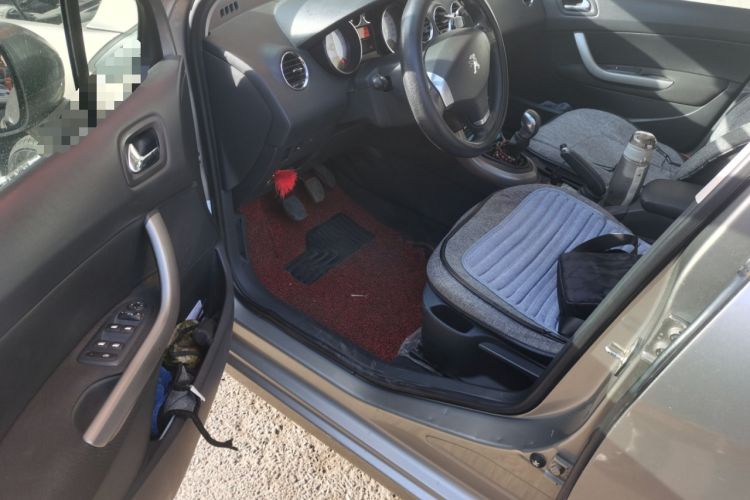 Used Peugeot 408 2013 1.6L Manual Comfort Edition
