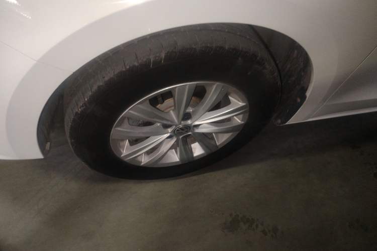 Used Volkswagen Bora 2016 1.6L Automatic Fashion Model
