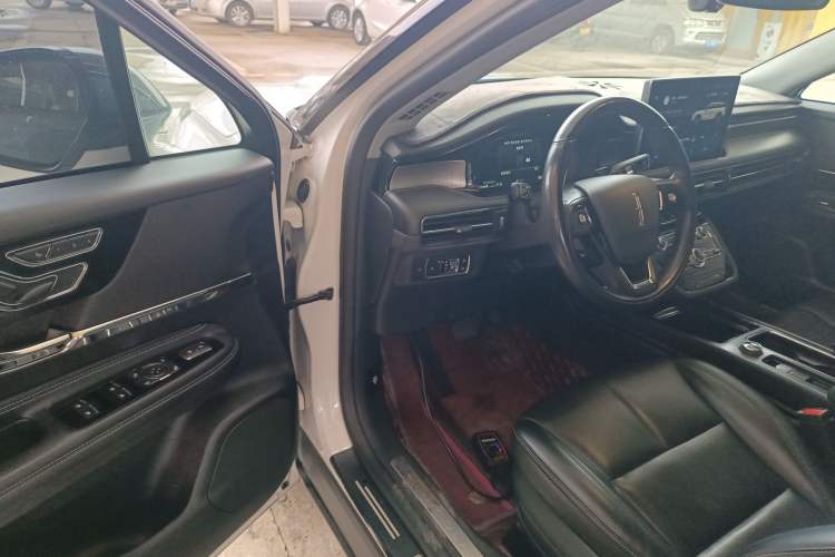 Used Lincoln Corsair 2022 2.0T Two-Wheel Drive Deluxe Edition
